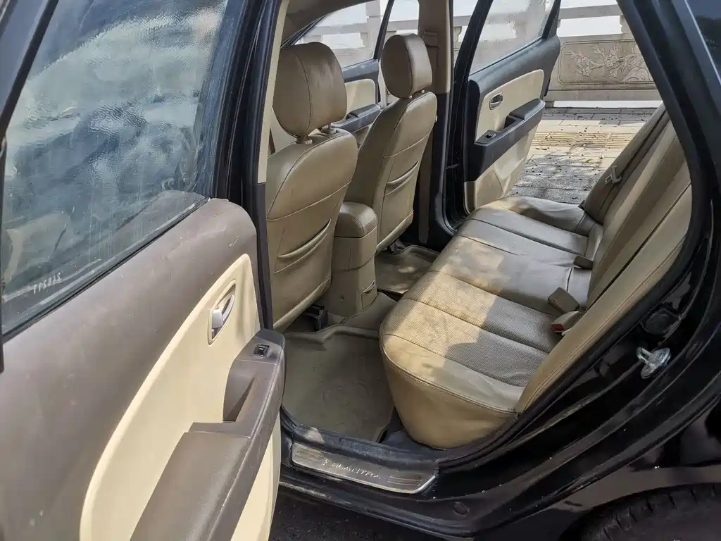 HYUNDAI CELESTA 2009