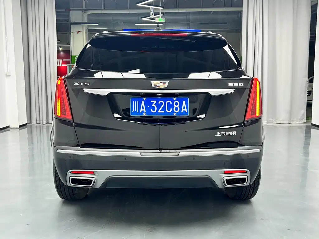 CADILLAC XT5 2020
