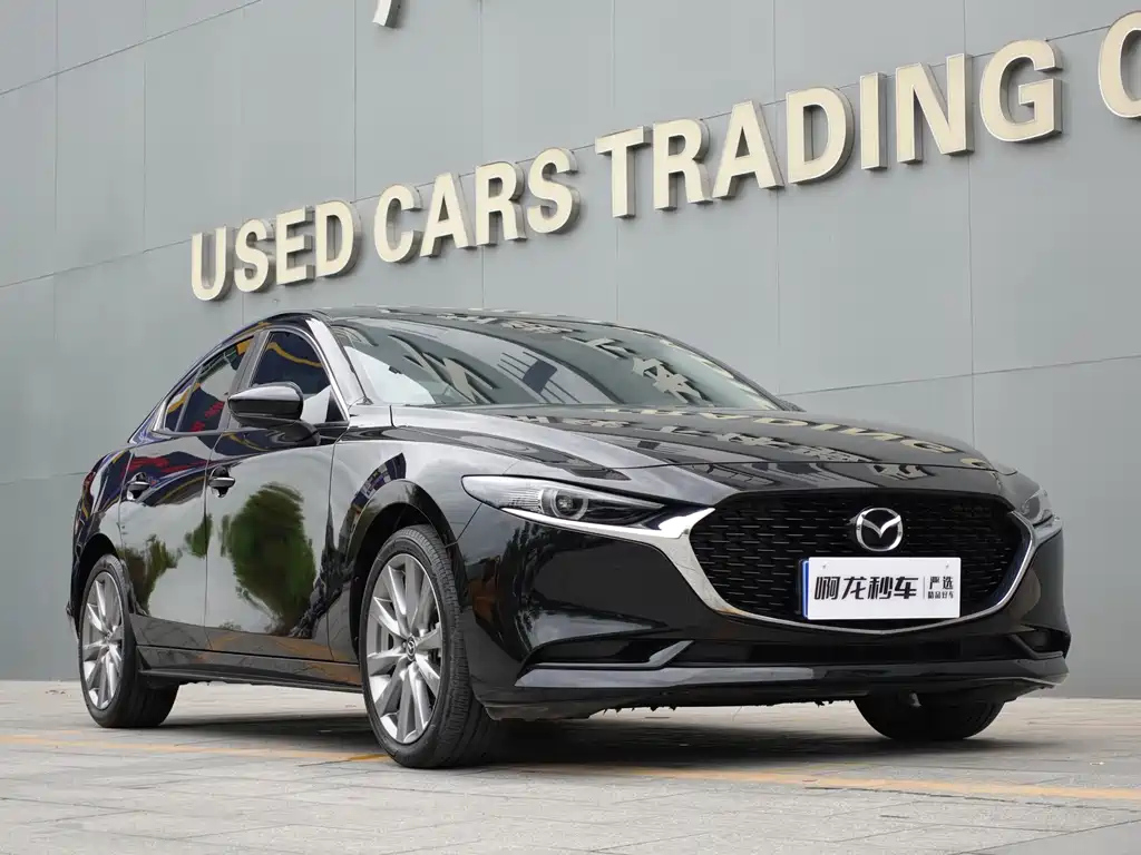 MAZDA 3 AXELA 2021