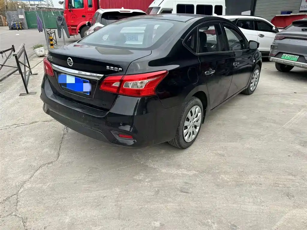 NISSAN SYLPHY 2020