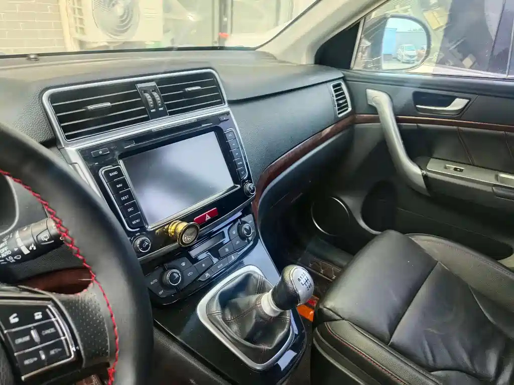 HAVAL H6 2015