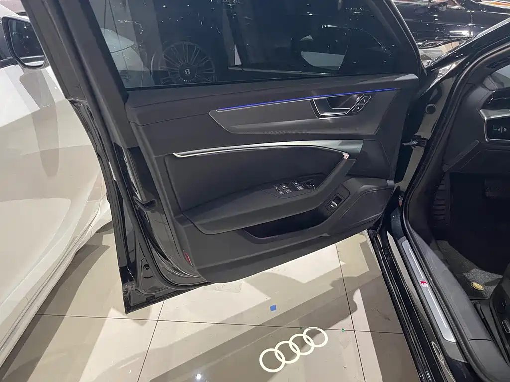 AUDI A6L 2024