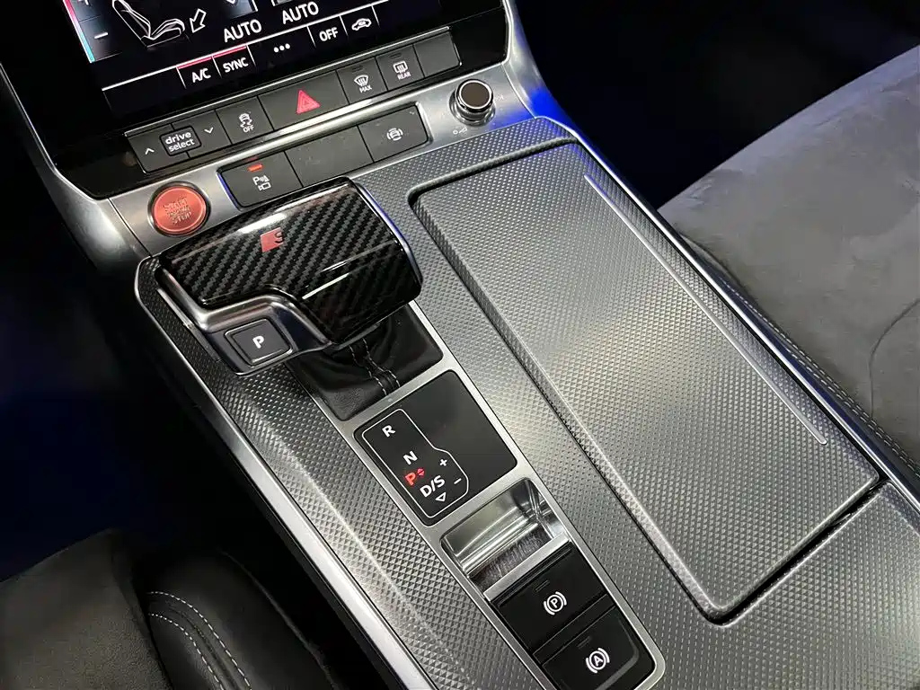 AUDI A6L 2020