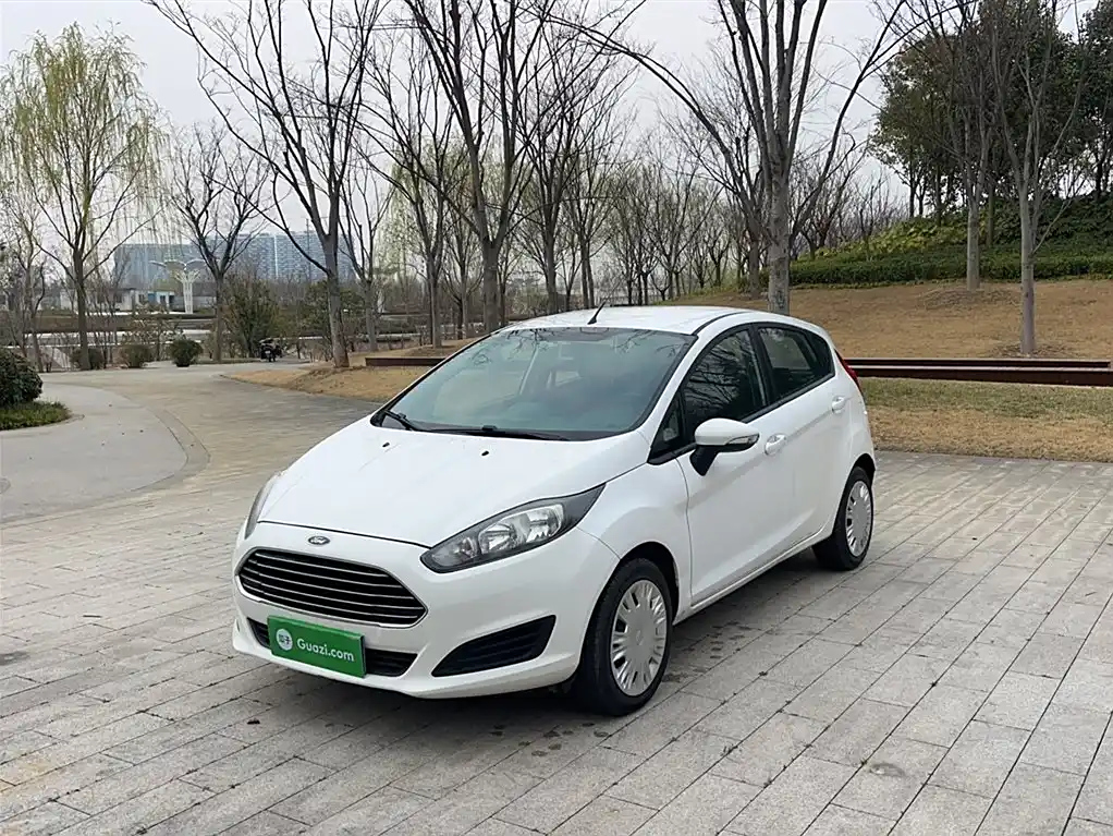 FORD FIESTA 2013