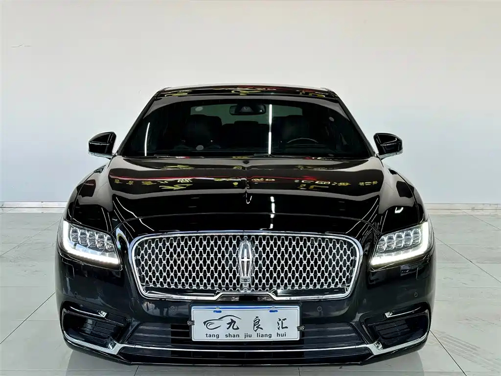 LINCOLN CONTINENTAL 2019