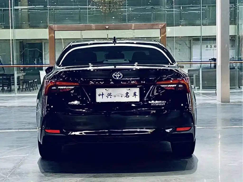 TOYOTA AVALON 2019