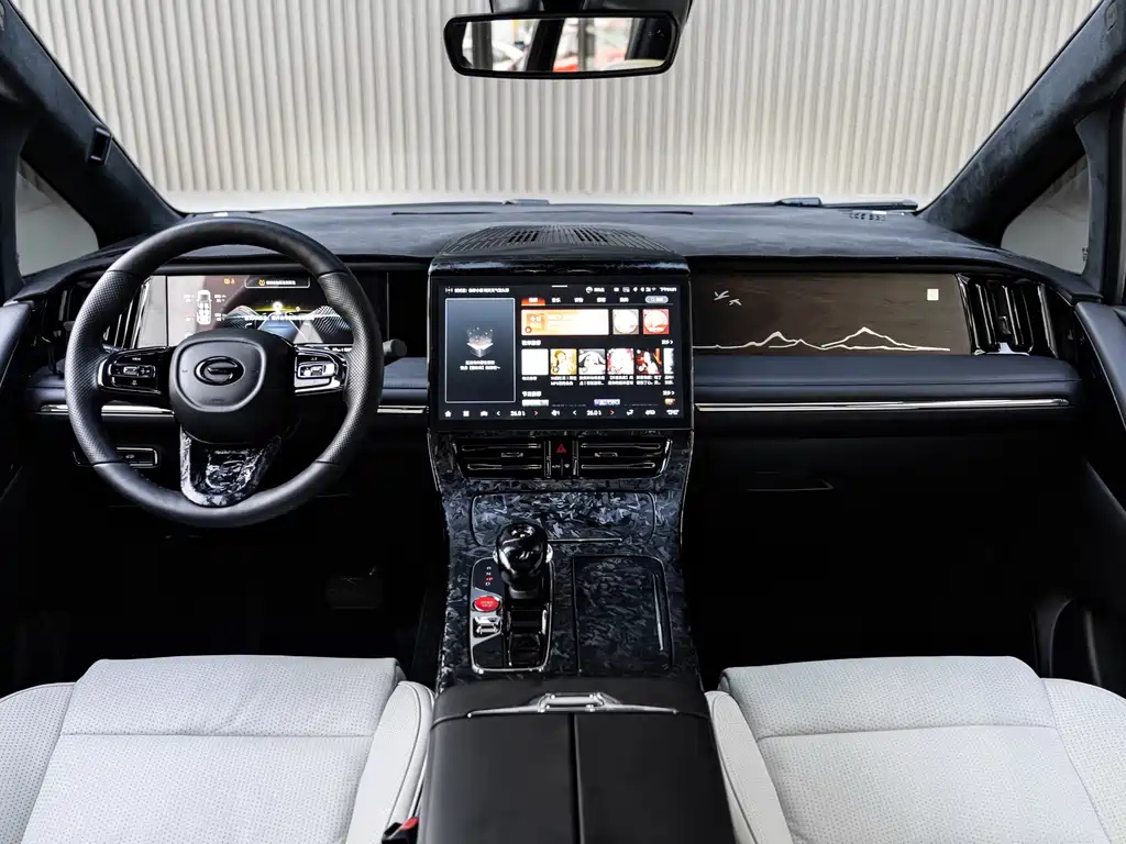 TRUMPCHI M8 2023