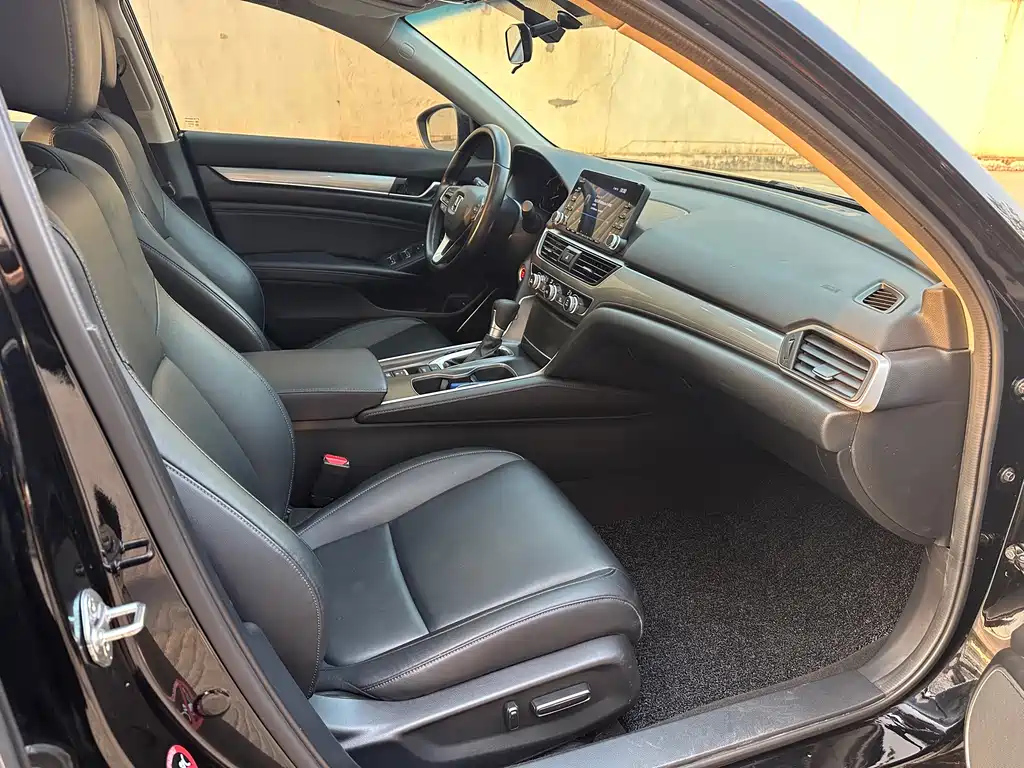 HONDA ACCORD 2020