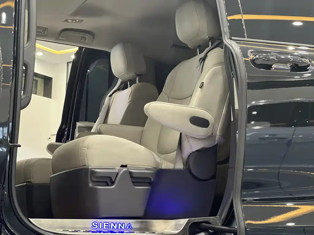 TOYOTA SIENNA SIENNA 2023