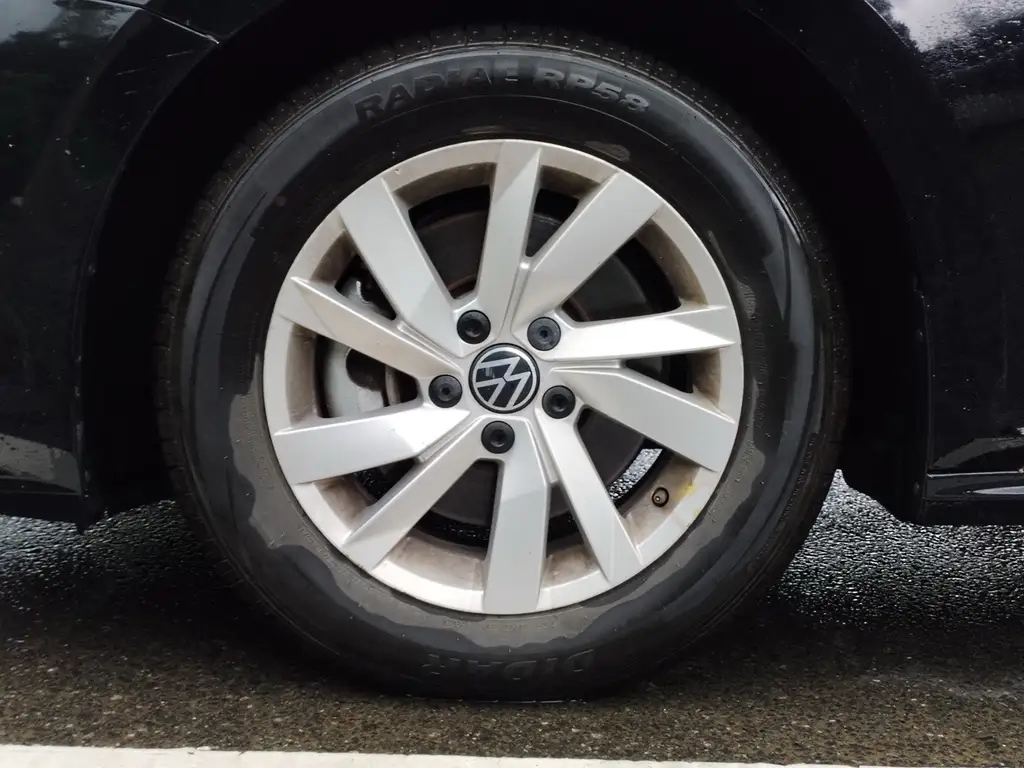 VOLKSWAGEN PASSAT 2022
