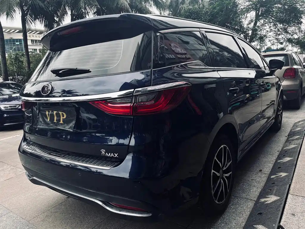 BYD SONG MAX 2018