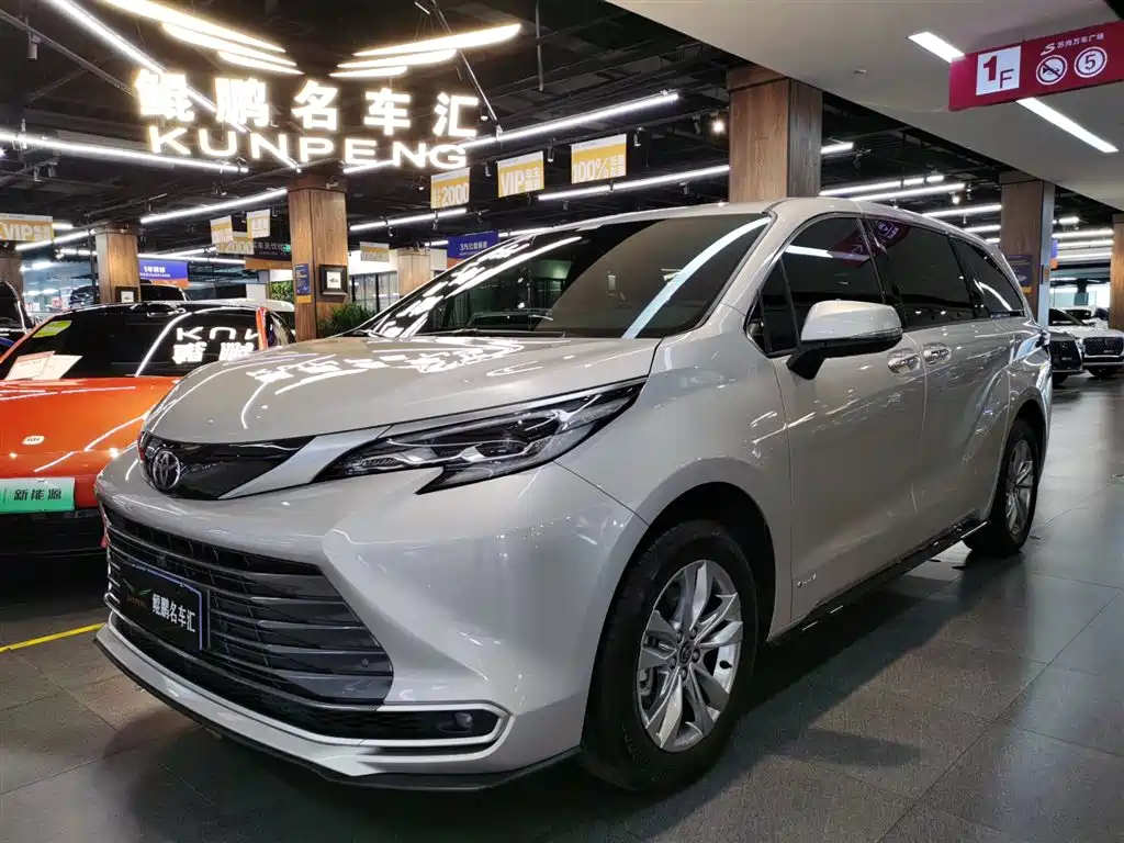 TOYOTA SIENNA SIENNA