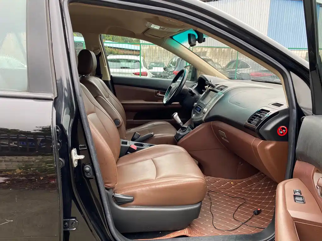 BYD S6 2015