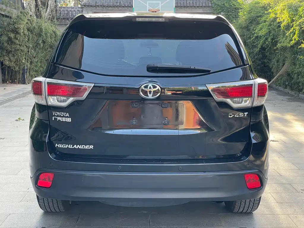 TOYOTA HIGHLANDER 2016