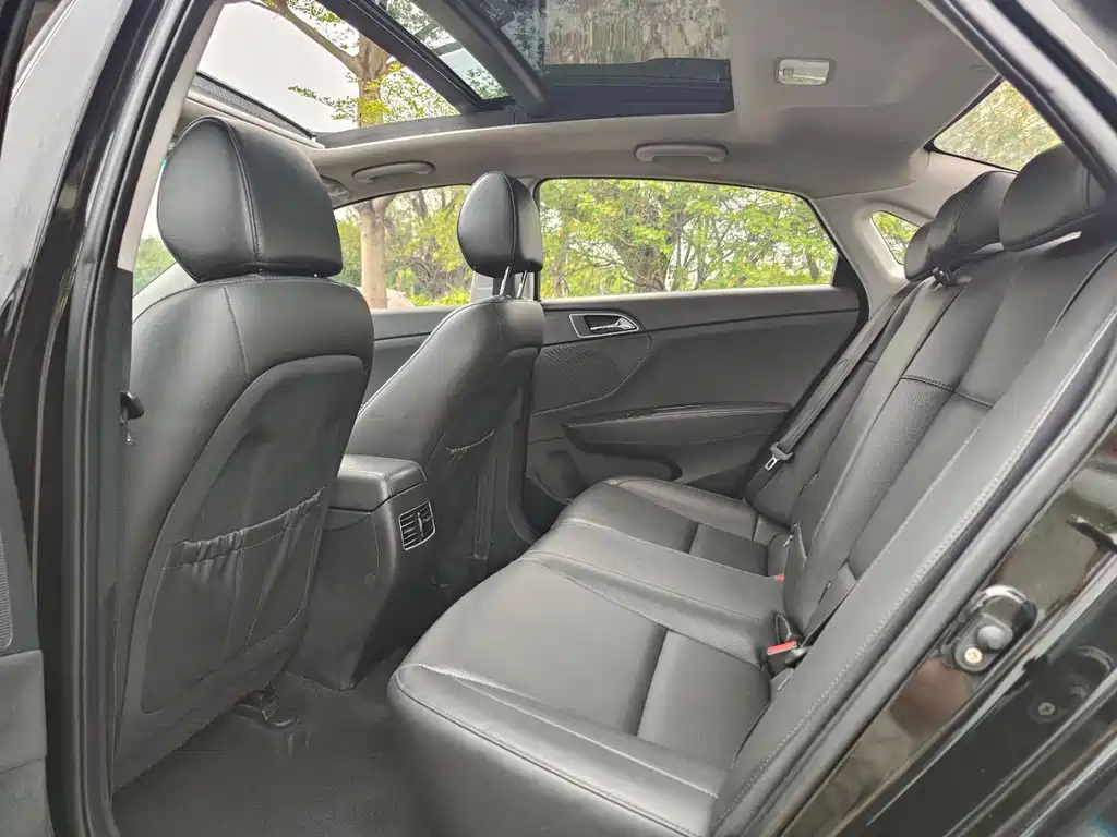 HYUNDAI MISTRA 2020