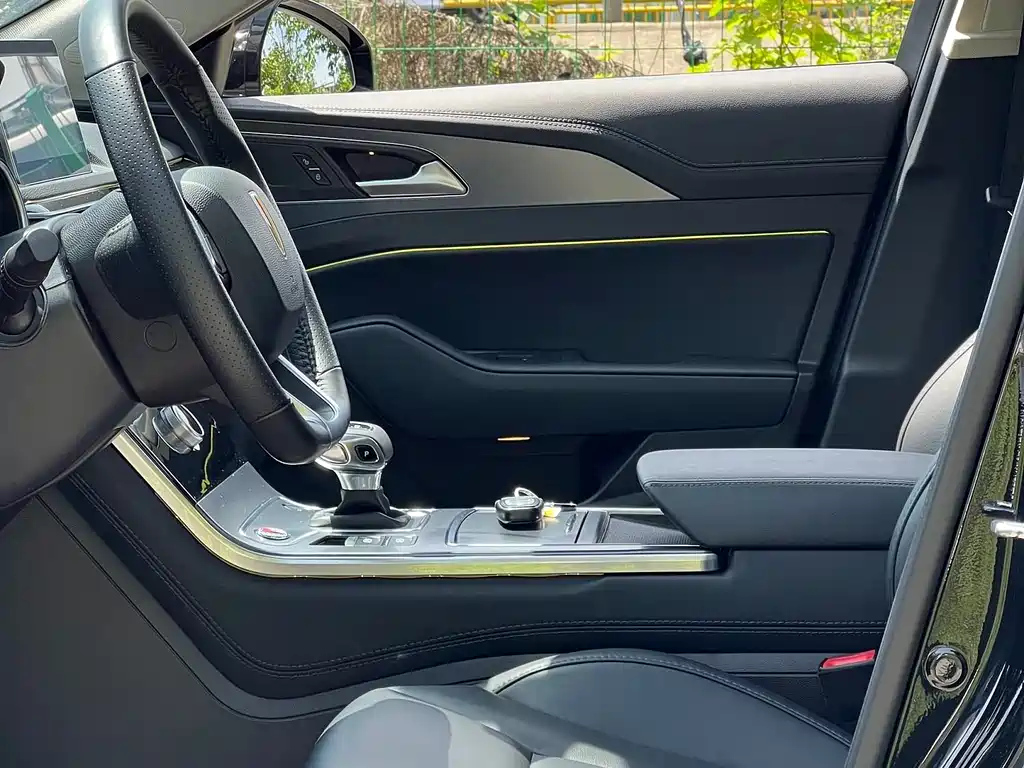 HONGQI H5 2021