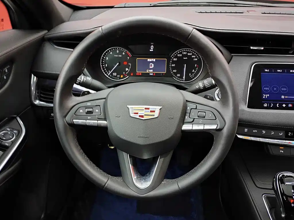 CADILLAC XT4 2021