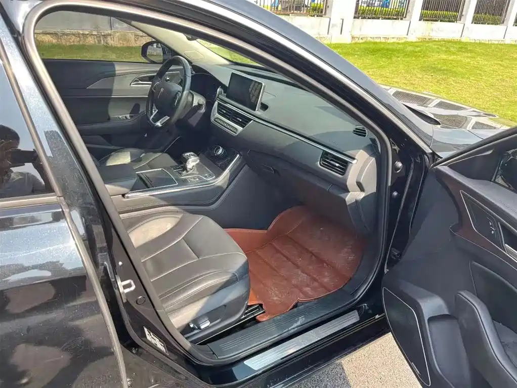 HONGQI H5 2020
