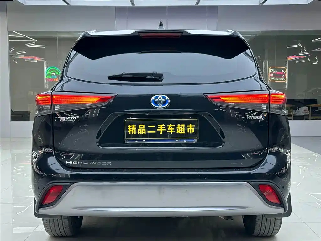TOYOTA HIGHLANDER 2022