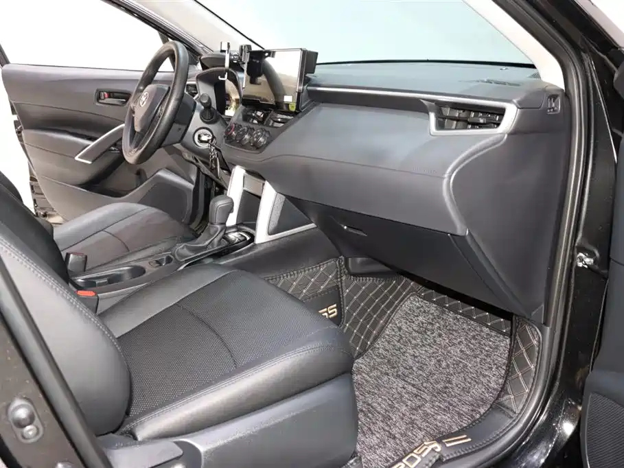 TOYOTA COROLLA CROSS 2023