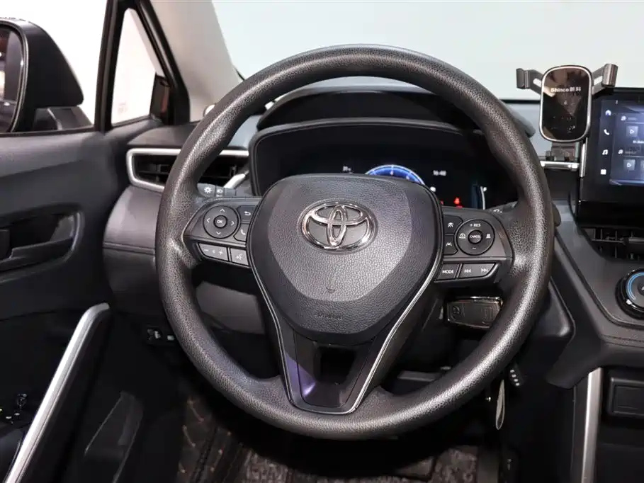 TOYOTA COROLLA CROSS 2023