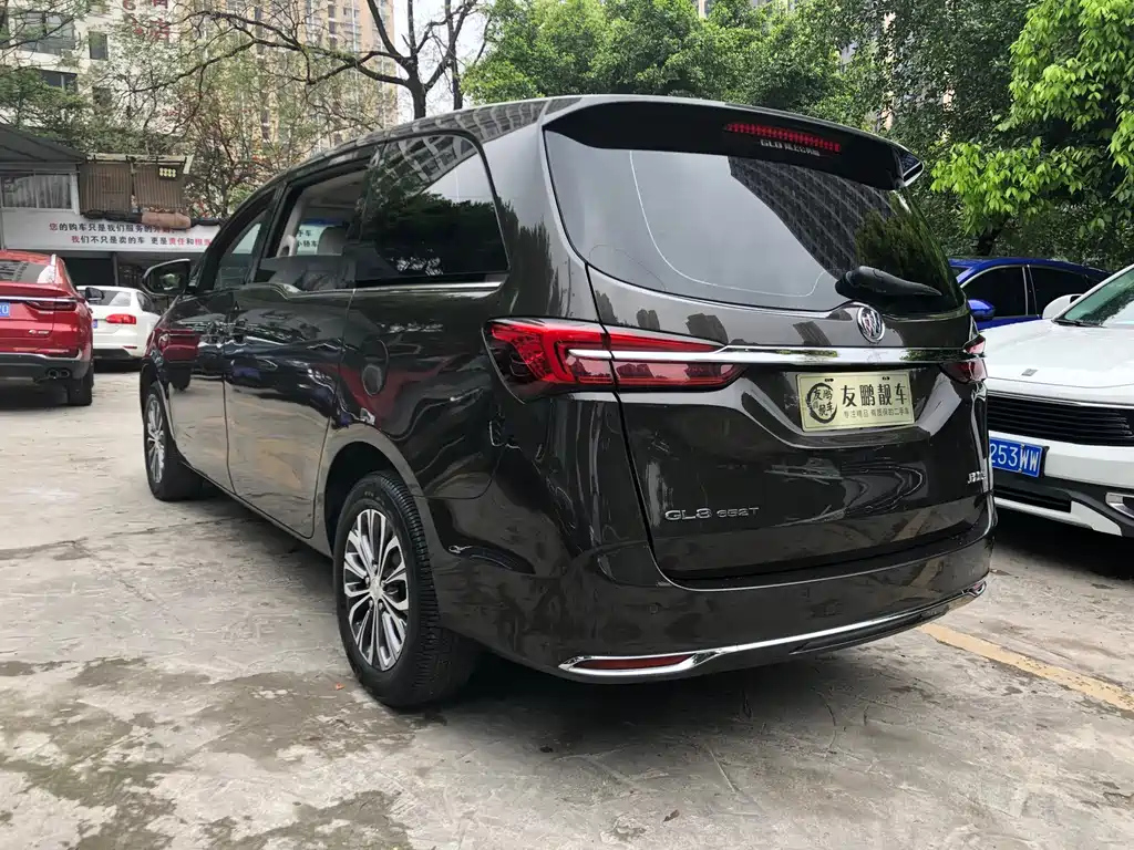 BUICK GL8 2021