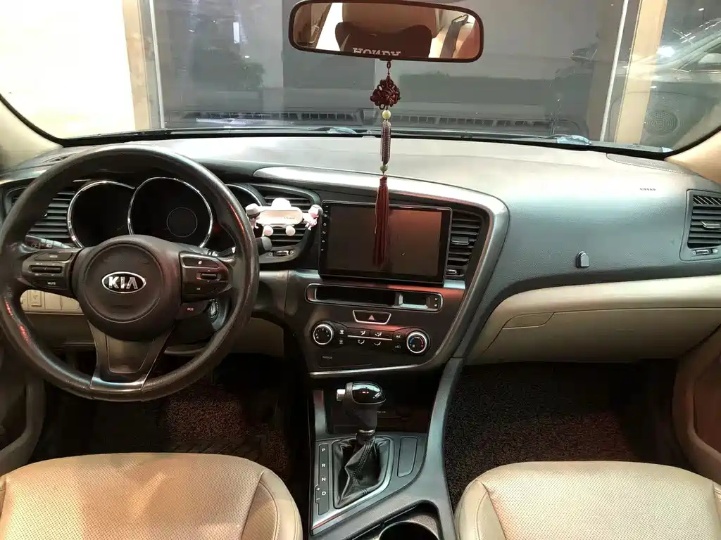 KIA K5 2015
