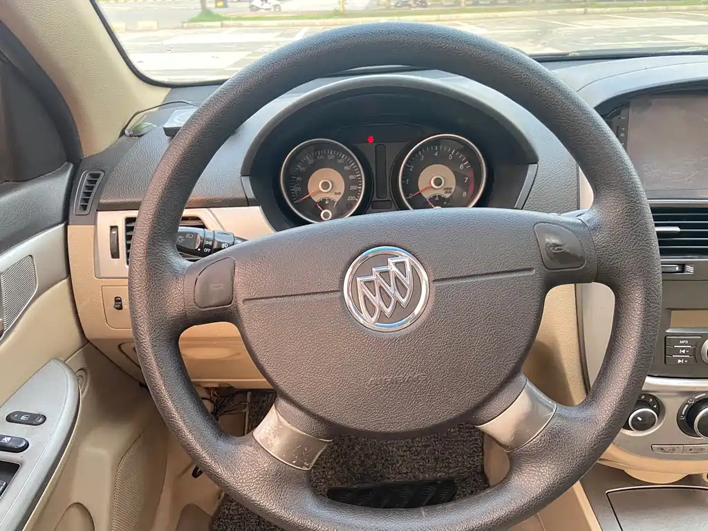 BUICK EXCELLE 2014