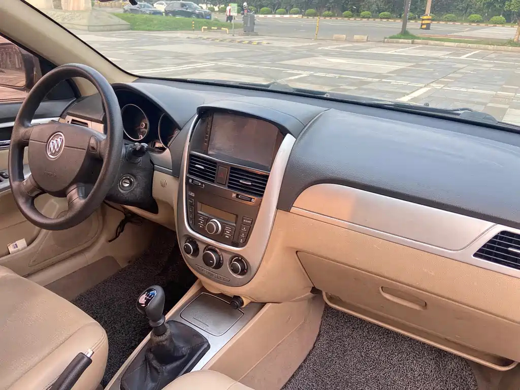 BUICK EXCELLE 2014