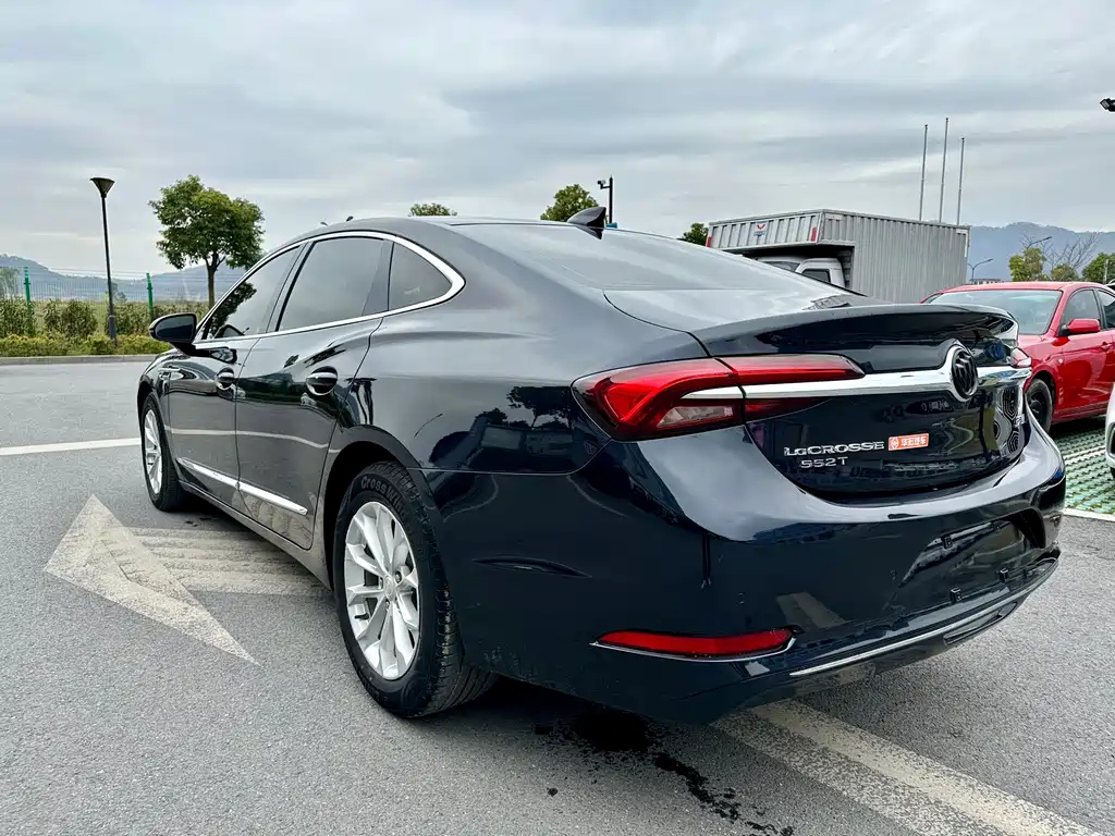 BUICK LACROSSE 2021