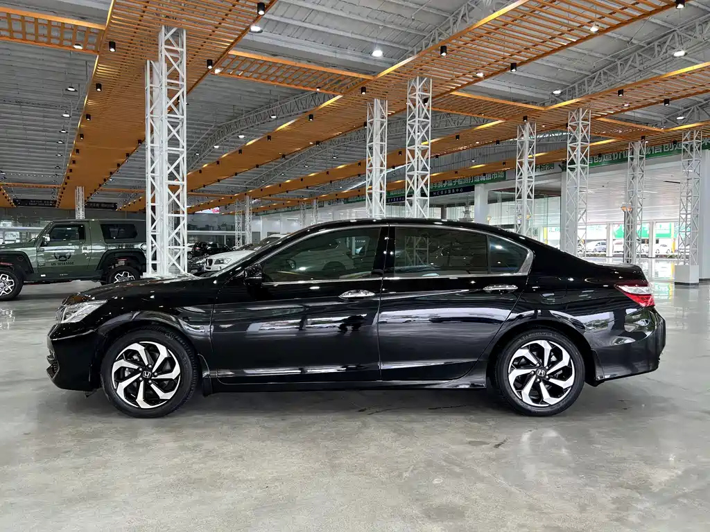 HONDA ACCORD 2017