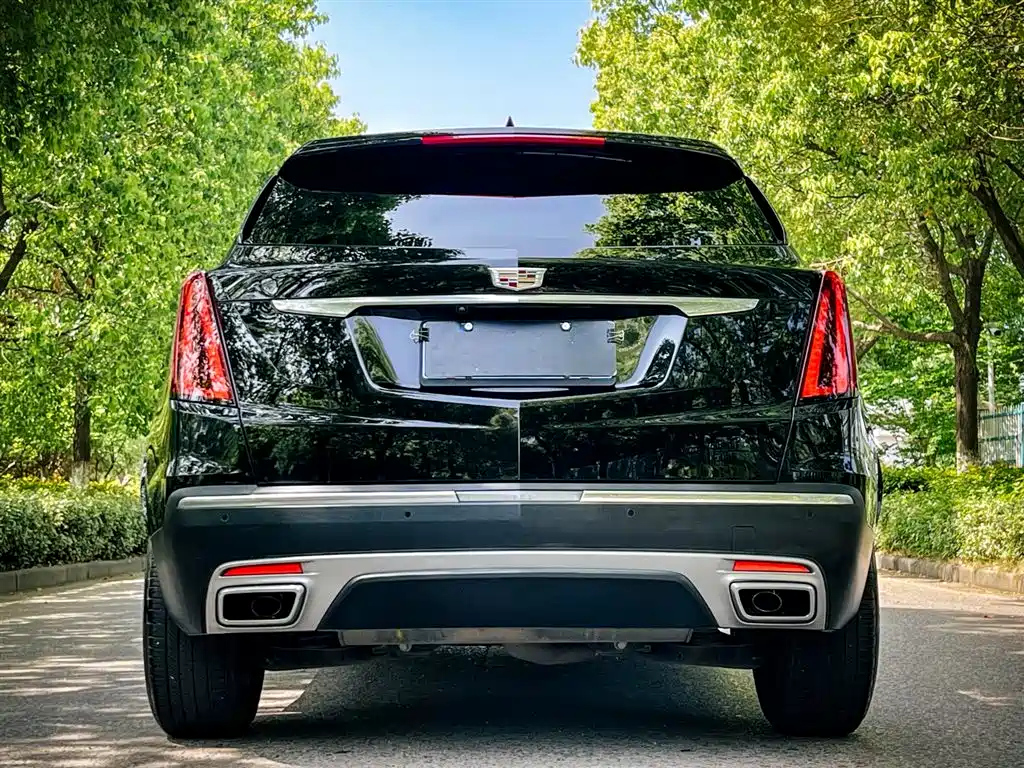CADILLAC XT5 2021