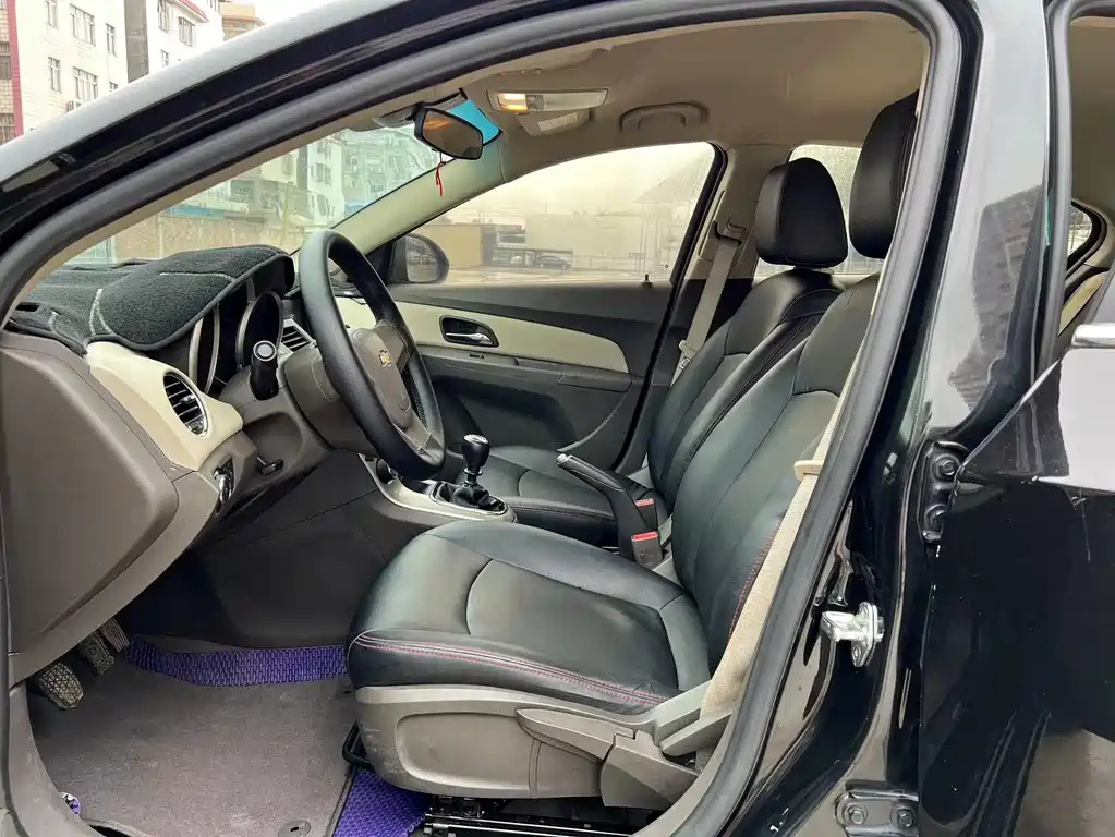 CHEVROLET CRUZE 2014