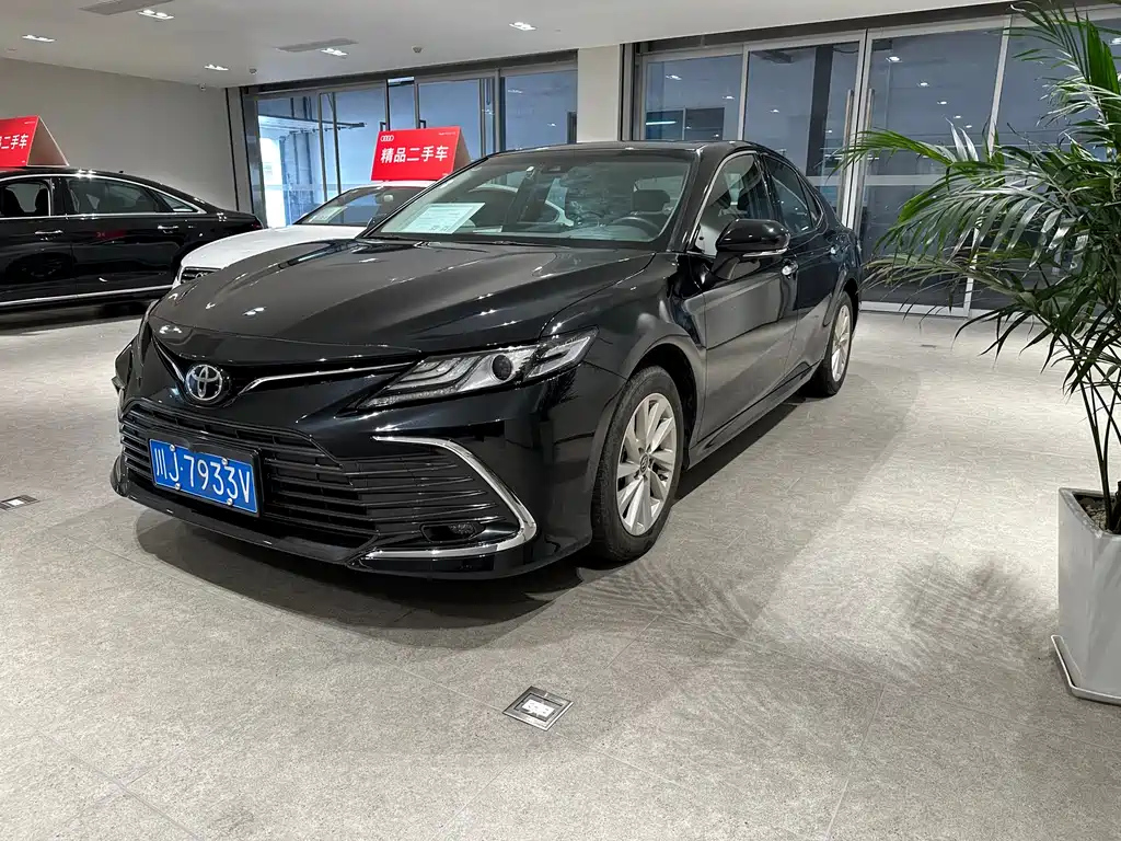 TOYOTA CAMRY 2021