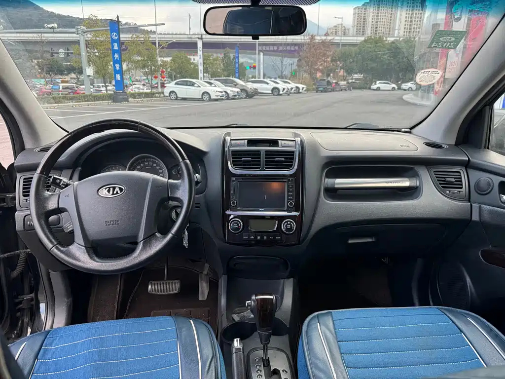 KIA SPORTAGE 2010