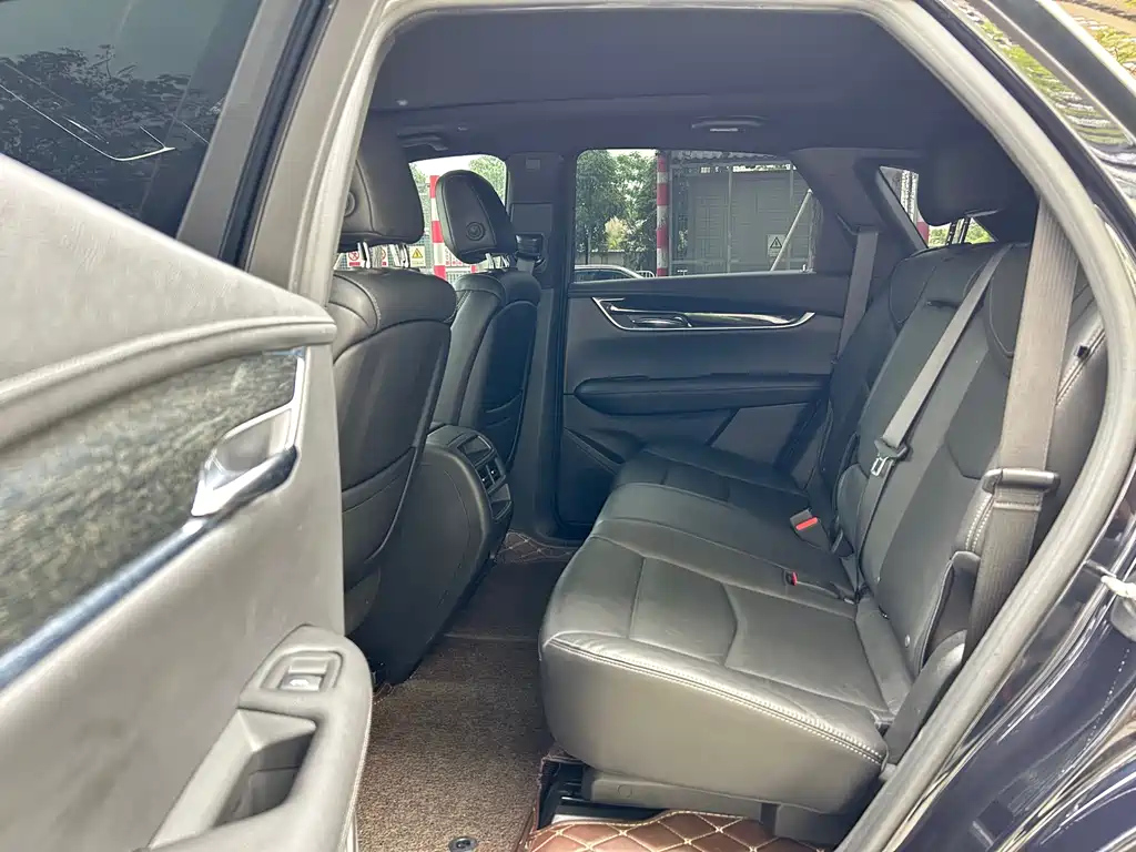 CADILLAC XT5 2020