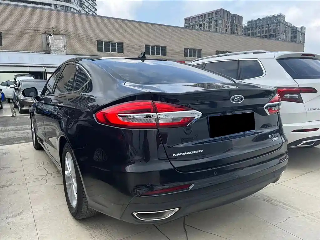 FORD MONDEO 2021