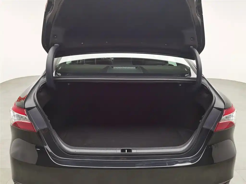 TOYOTA CAMRY 2022
