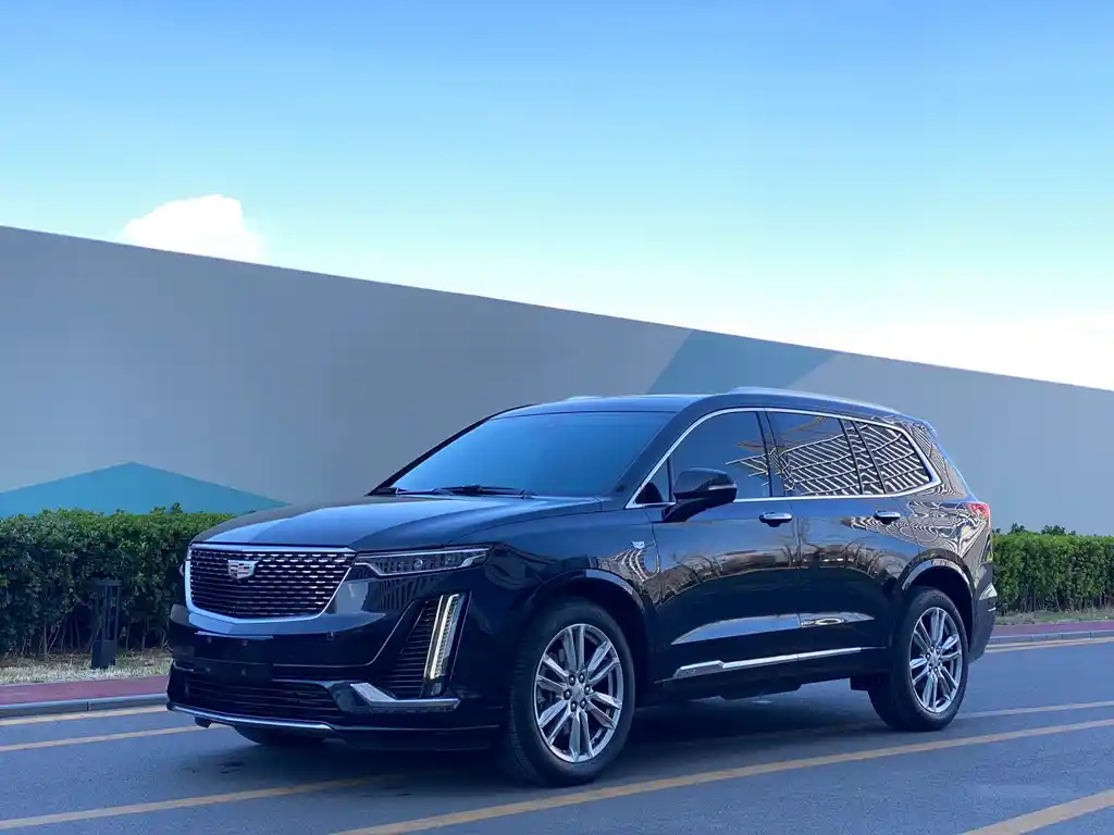 CADILLAC XT6 2022
