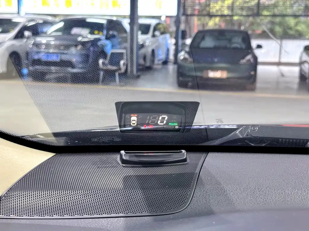 TOYOTA CAMRY 2016