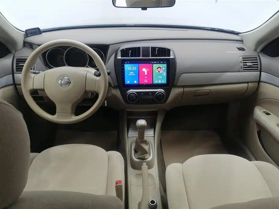 NISSAN SYLPHY 2016