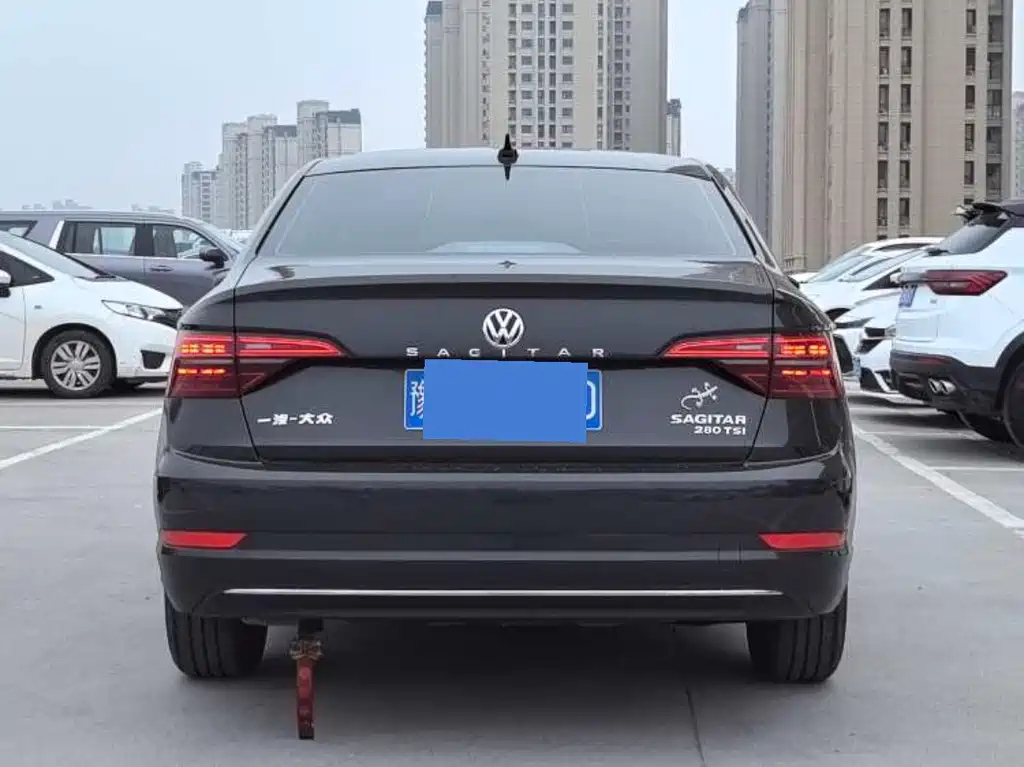 VOLKSWAGEN SAGITAR 2021