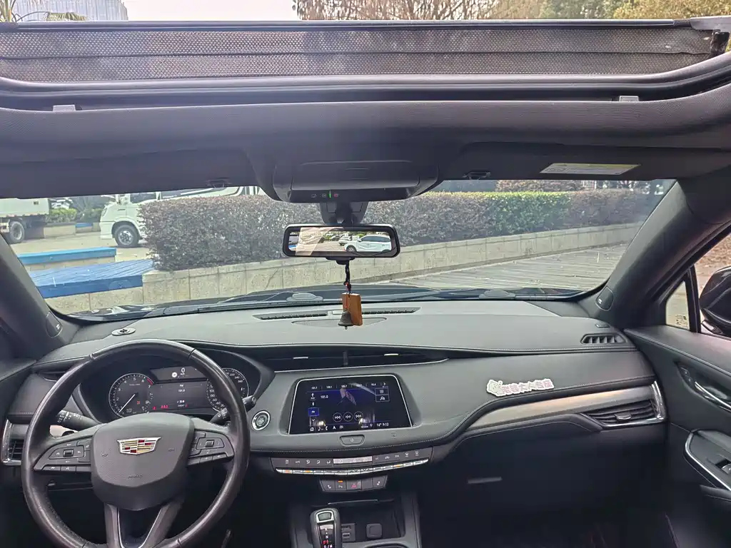 CADILLAC XT4 2019