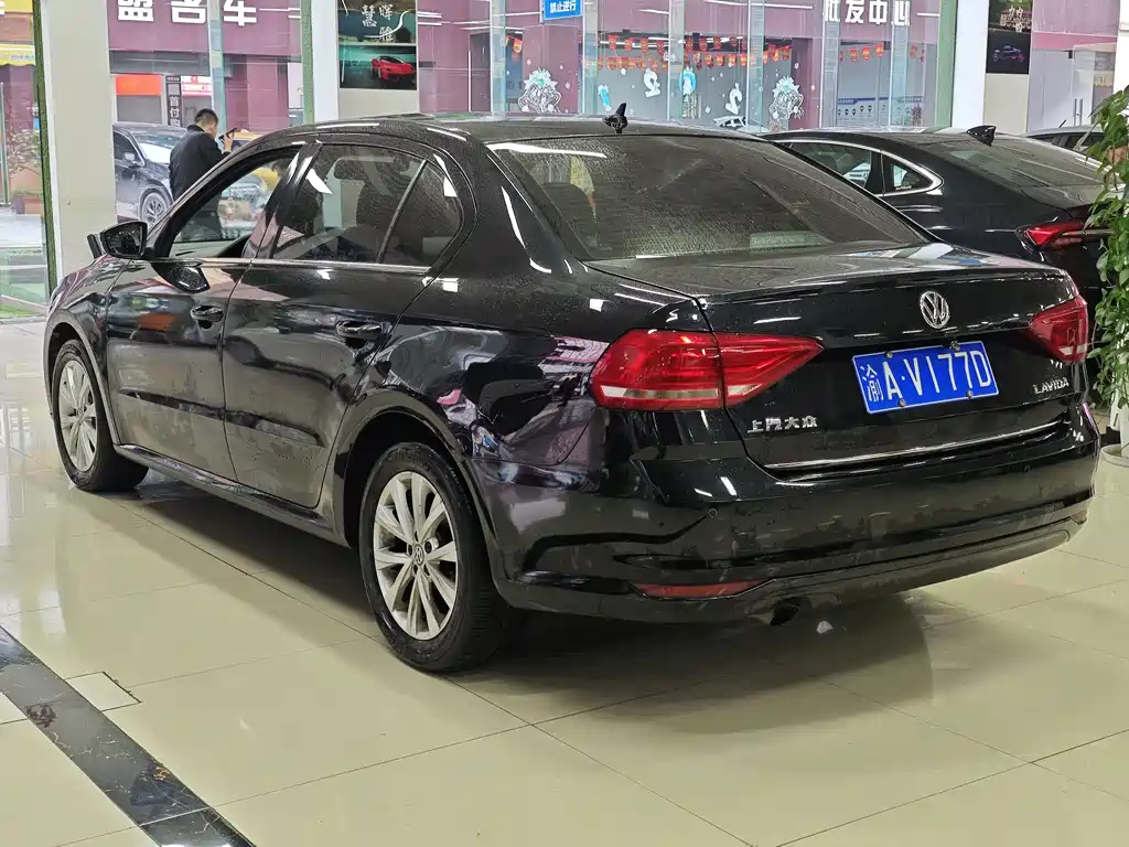 VOLKSWAGEN LAVIDA 2018