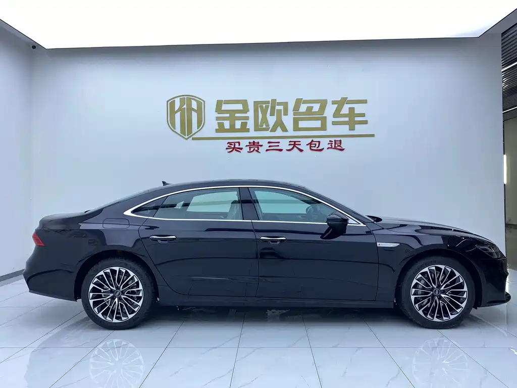 AUDI A7L 2024