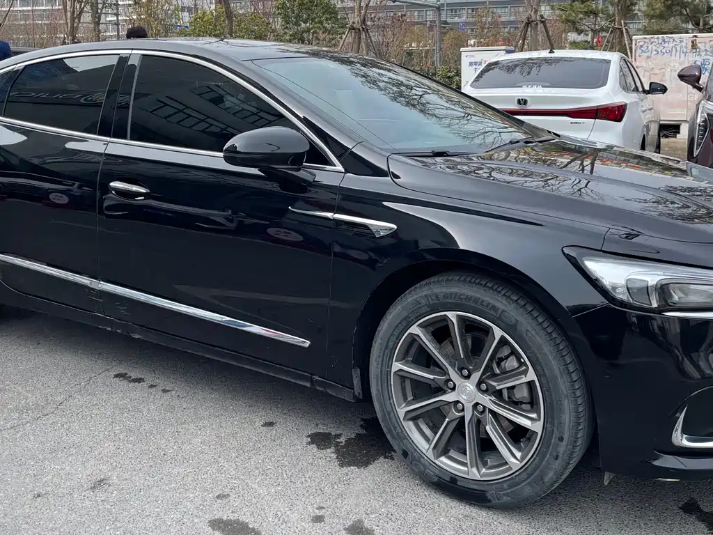 BUICK LACROSSE 2020