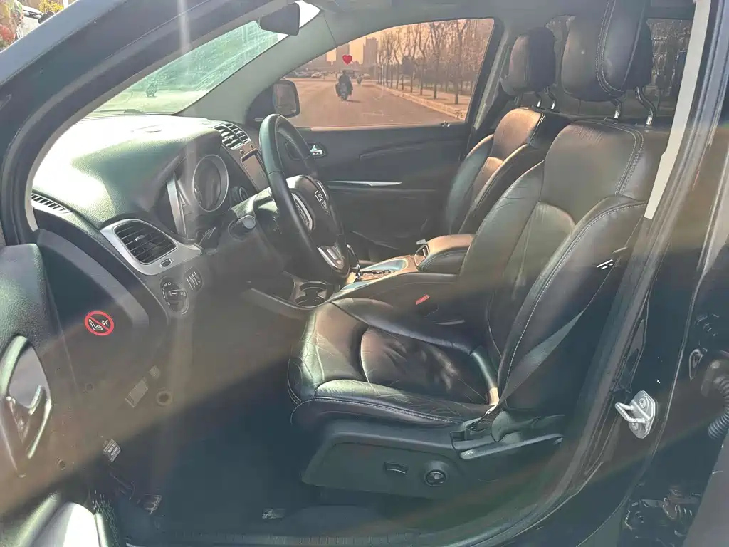 DODGE JCUV 2016