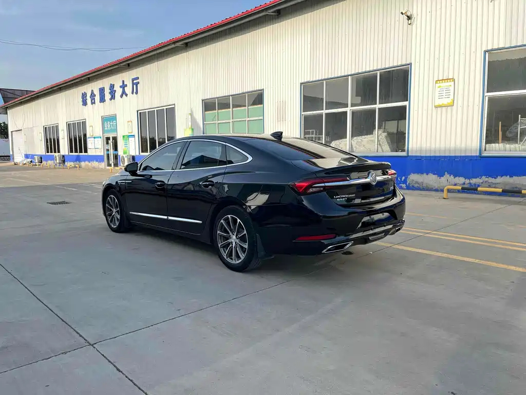 BUICK LACROSSE 2022