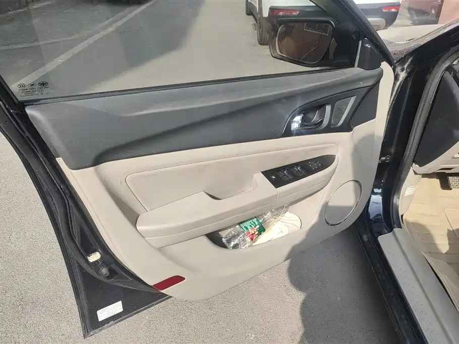 BESTURN B50 2015