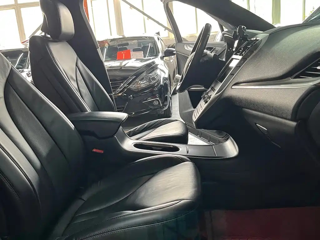 LINCOLN MKC 2017